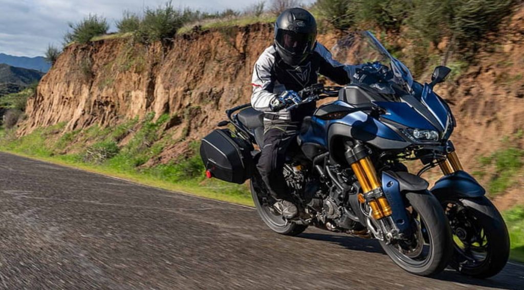 trdi kovčki za motor